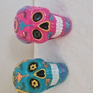 New 2 Skull Decor Halloween Day Of The Dead Colorful 4.2" Skulls Purple & Teal